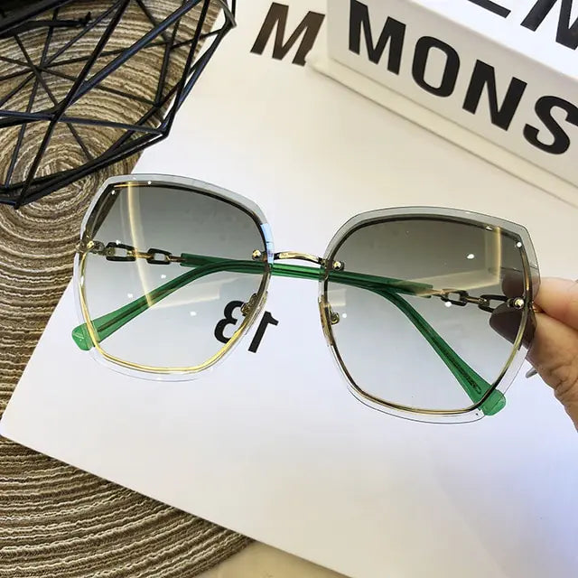ETHEREAL Rimless Square Sunglasses