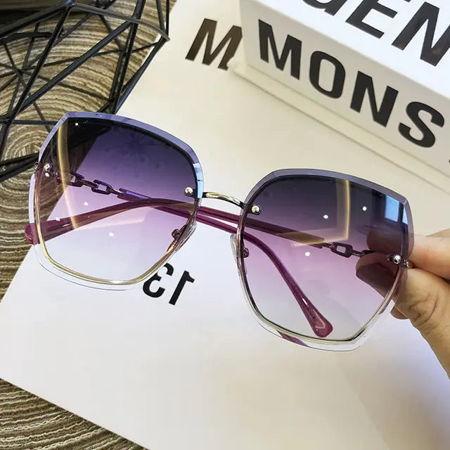 ETHEREAL Rimless Square Sunglasses